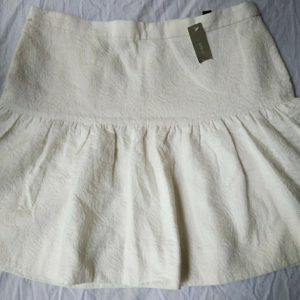 🎉J Crew White short Skirt